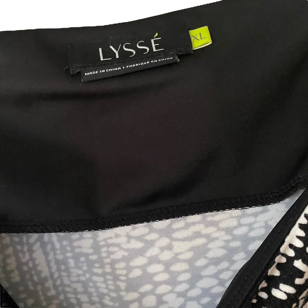 Lysse Black and White Mini Skirt - Abstract Dot Print